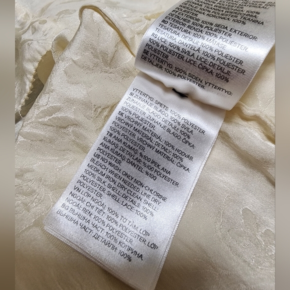 ERDEM x H&M - Cream Lace Blouse - Picture 5 of 5